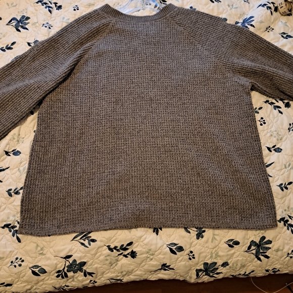Old Navy Waffle Shirt - Picture 2 of 6